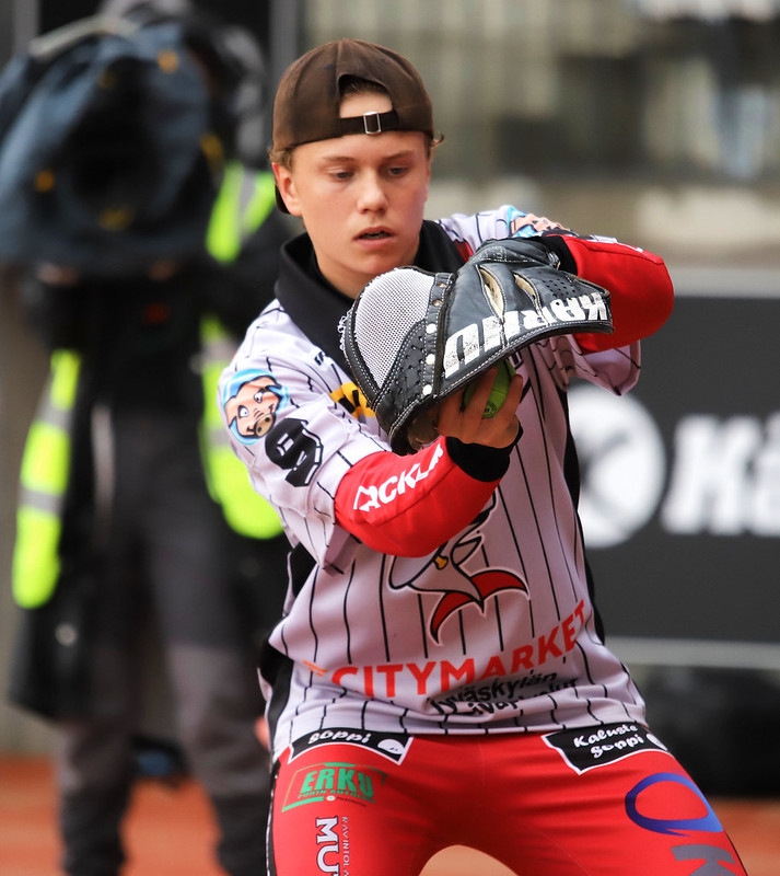 Pietu Vesterinen Lohen lukkarina. Kuva: Pablo Casso